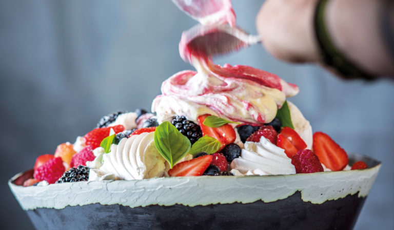 Meringue met rood fruit van Sergio Herman
