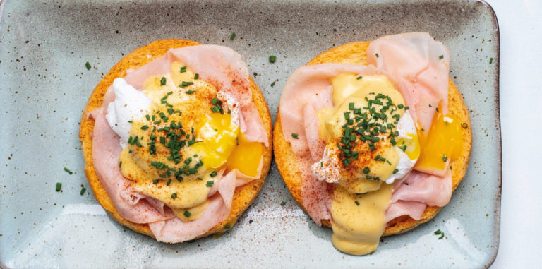 Duck eggs benedict