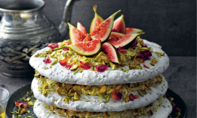 Vegan pavlova met pistache en vijgen