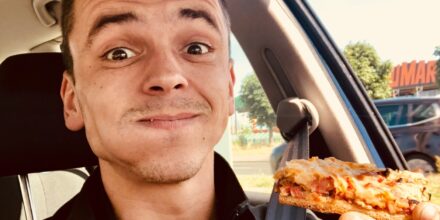pizza eten auto (1)
