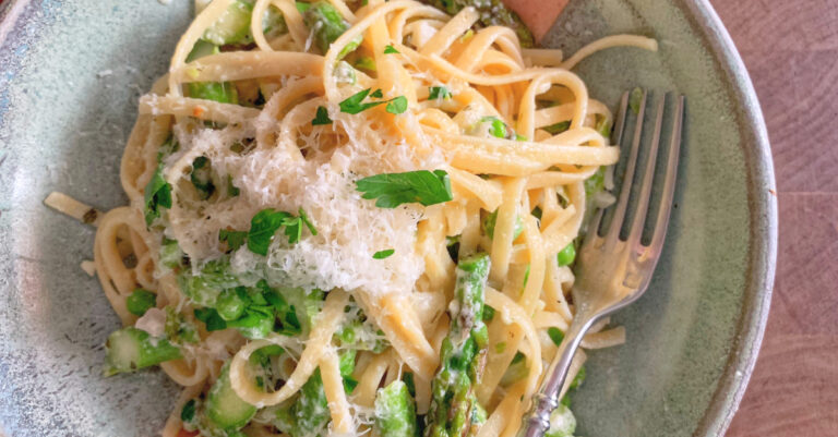 De lekkerste en makkelijkste pasta primavera maak je zo!