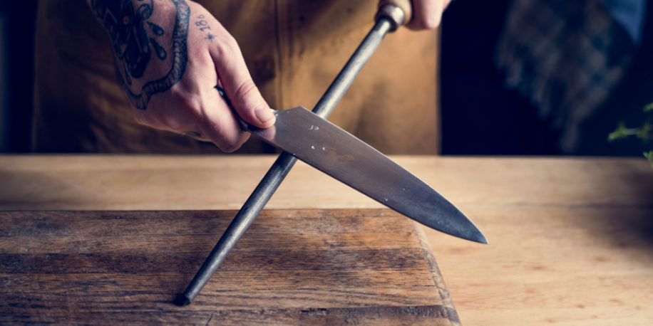 Christendom zoogdier Kwijtschelding Het verschil tussen je mes slijpen en aanzetten | FavorFlav