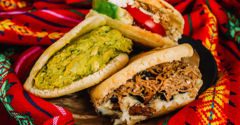 Recept: Venezolaans broodje Arepa