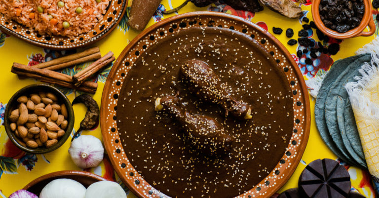 Recept: Kip in chocoladesaus
