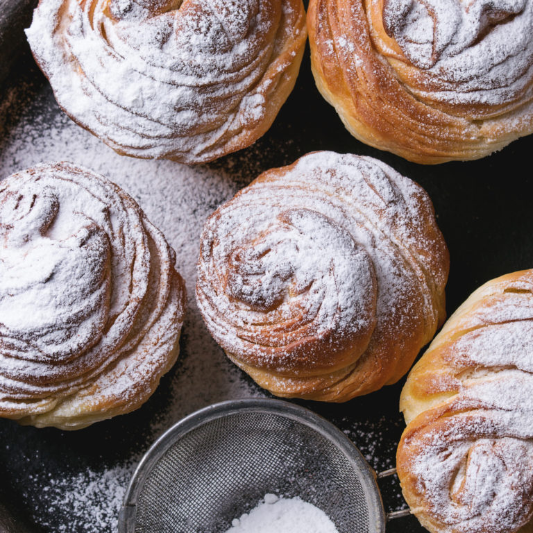 Er is weer een hybride snack: de cruffin
