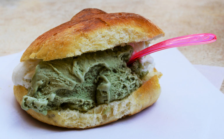 Brioche con gelato