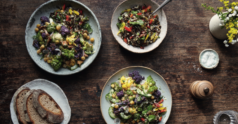 Recept: Vegan romige salade van bloemkool en kikkererwten