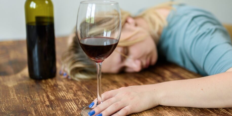 Perseus gips verteren Waarom word je van rode wijn moe? | FavorFlav